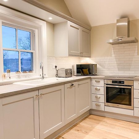 The Annexe - Kg Retreats Apartment Ketton Екстериор снимка